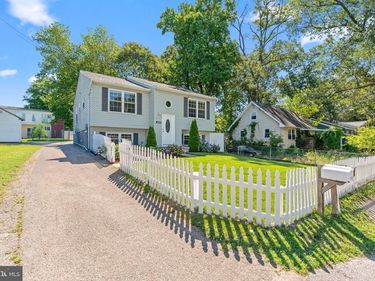 7905 MARYDELL AVENUE, PASADENA, MD 21122