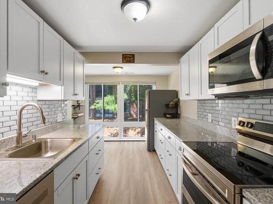 18022 Chalet Drive, Unit 27-203, Germantown, MD 20874 Main Photo