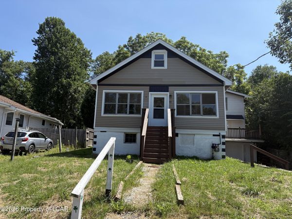 1213 Hazel Street, Harveys Lake, PA 18618