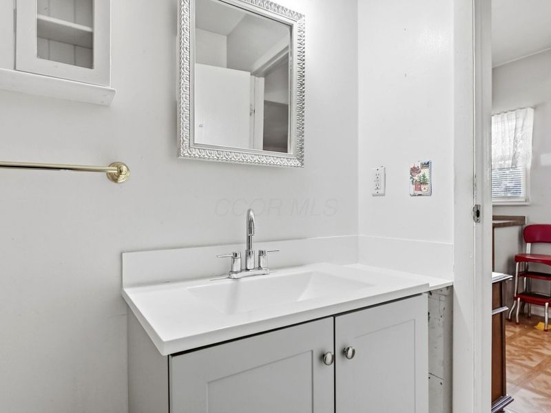 1408 Brown Road, Columbus, OH 43223 Photo 21