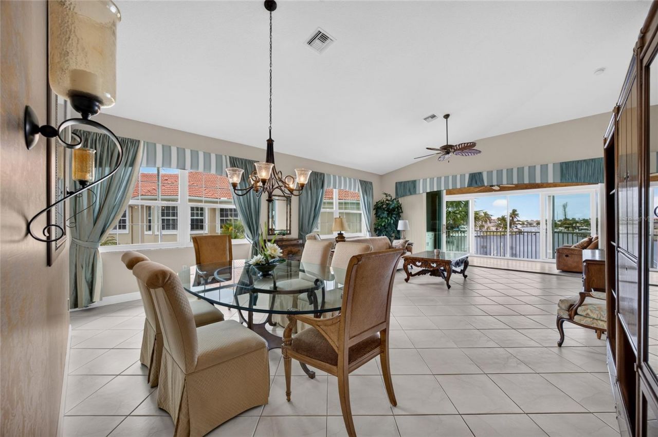 2590 Tarpon Cove Drive, Unit 821, Punta Gorda, FL 33950 Photo
