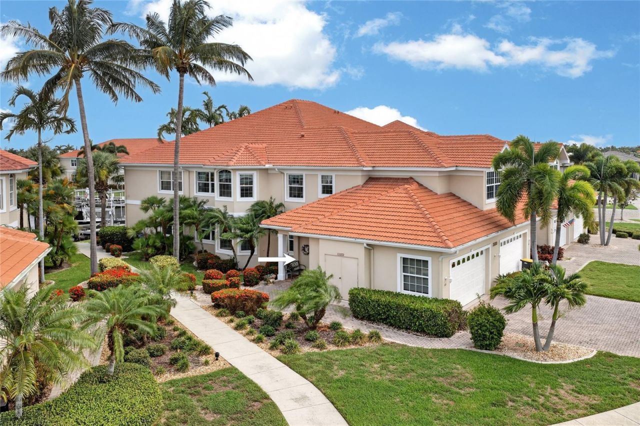 2590 Tarpon Cove Drive, Unit 821, Punta Gorda, FL 33950 Photo