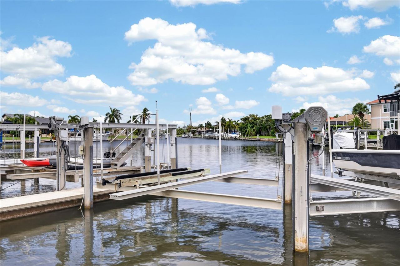 2590 Tarpon Cove Drive, Unit 821, Punta Gorda, FL 33950 Photo