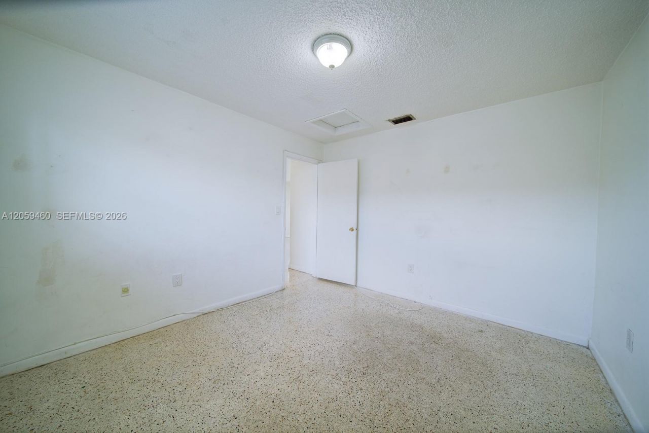 7358 SW 23rd St, Unit 1, Miami, FL 33155 Photo