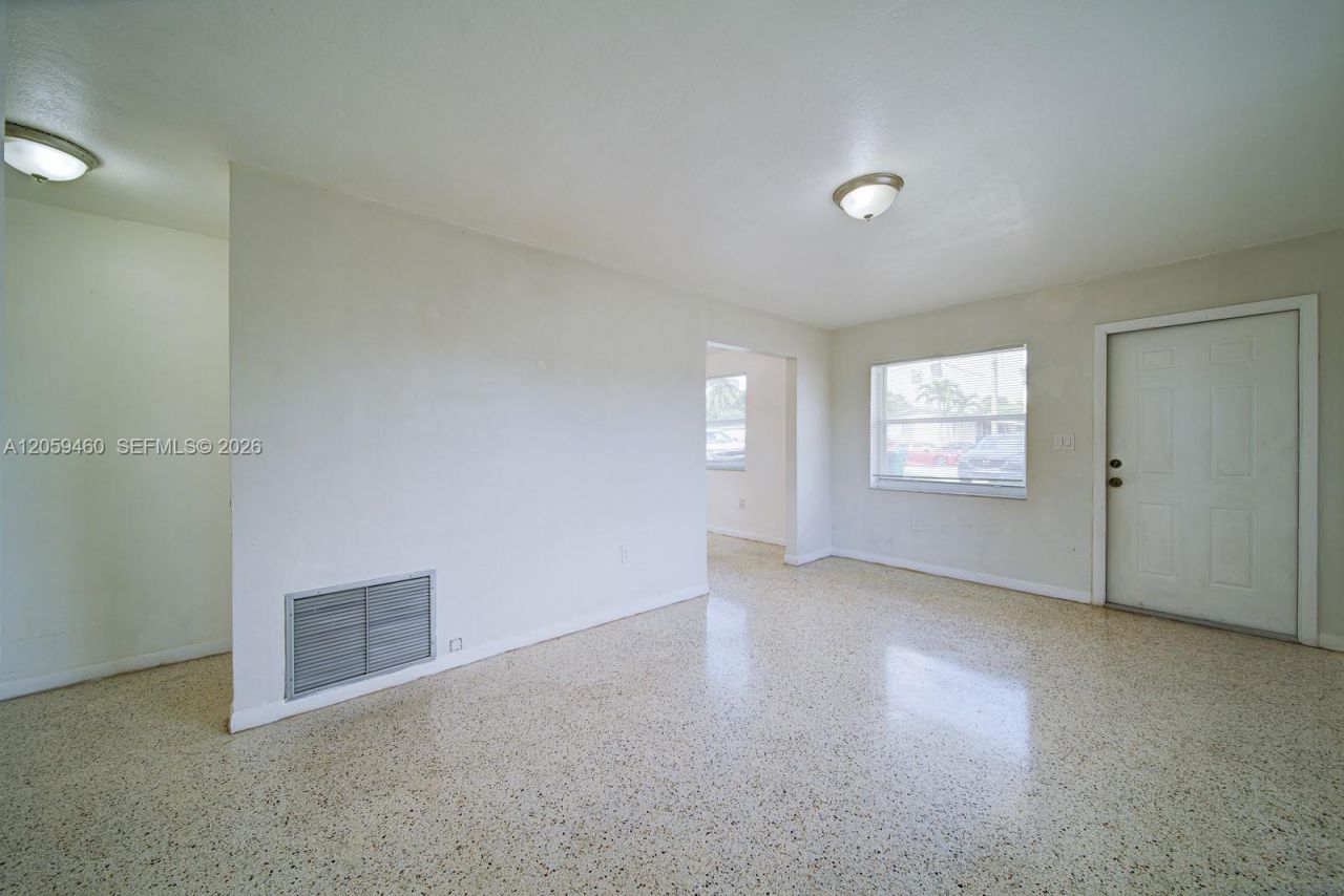 7358 SW 23rd St, Unit 1, Miami, FL 33155 Photo