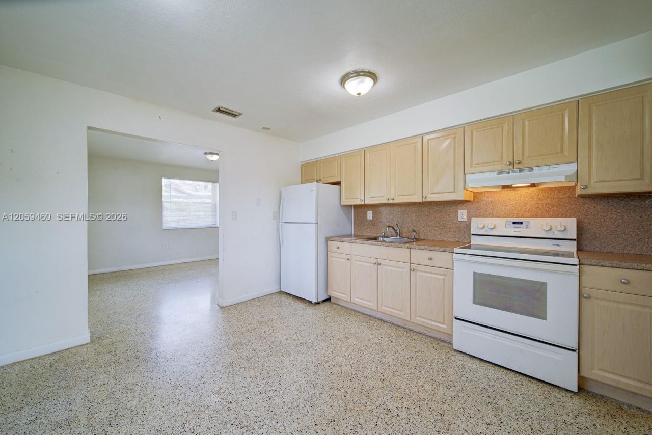 7358 SW 23rd St, Unit 1, Miami, FL 33155 Photo