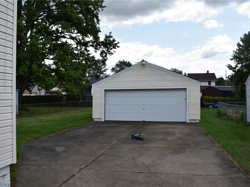 783 Belvedere Avenue SE, Warren, OH 44484 Photo 6