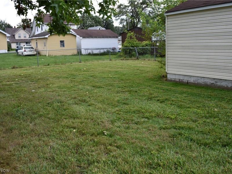 783 Belvedere Avenue SE, Warren, OH 44484 Photo 9