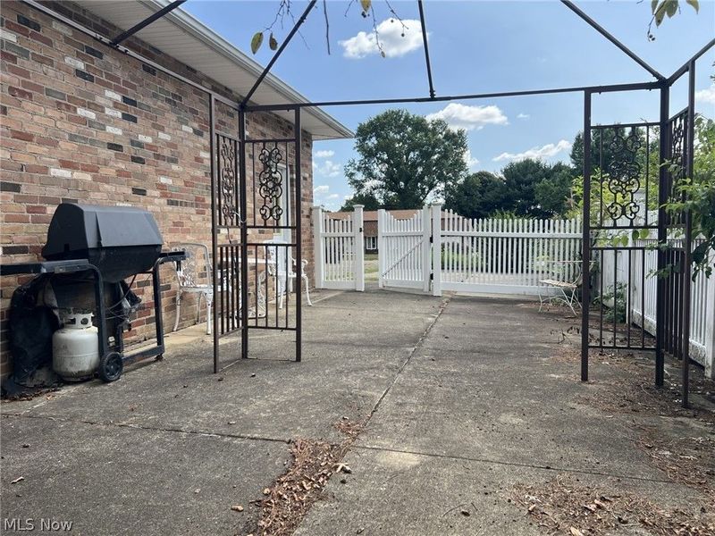 5721 Wiclif Street NE, Canton, OH 44721 Photo 10