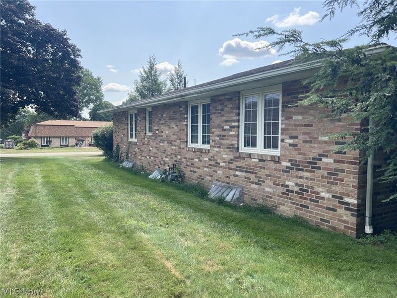 5721 Wiclif Street NE, Canton, OH 44721 Photo 11