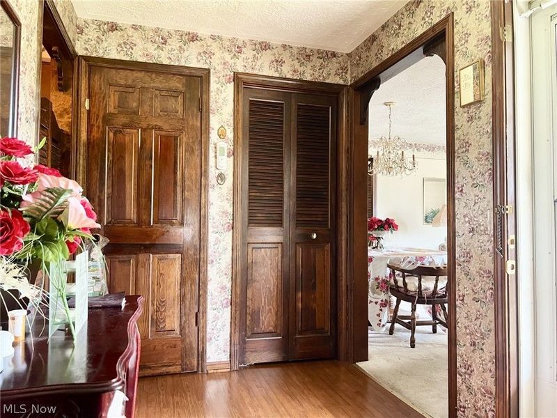 5721 Wiclif Street NE, Canton, OH 44721 Photo 24