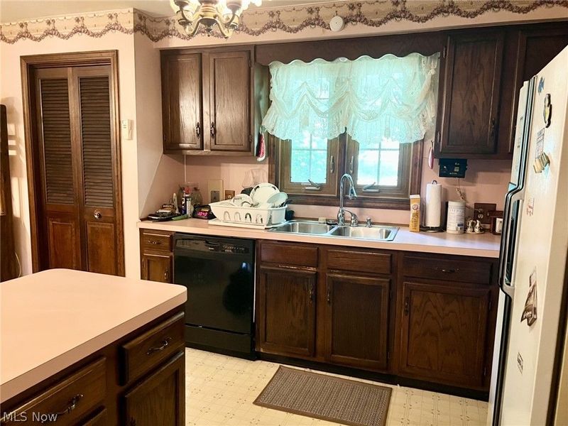 5721 Wiclif Street NE, Canton, OH 44721 Photo 30