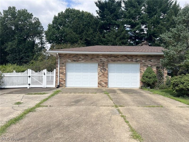 5721 Wiclif Street NE, Canton, OH 44721 Photo 5