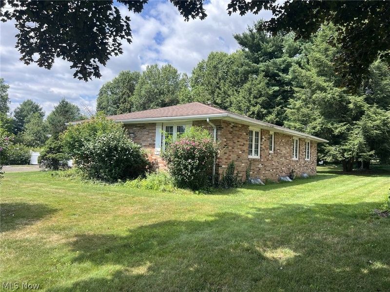 5721 Wiclif Street NE, Canton, OH 44721 Photo 6