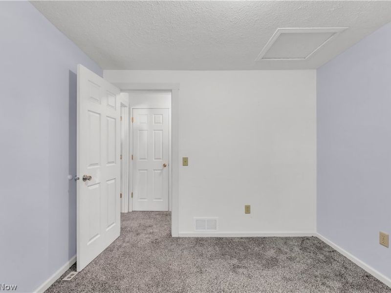 265 Main Street SE, Brewster, OH 44613 Photo 19