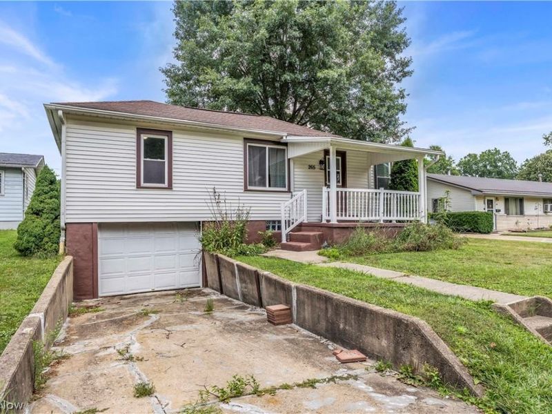 265 Main Street SE, Brewster, OH 44613 Photo 2