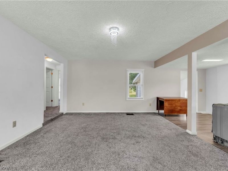 265 Main Street SE, Brewster, OH 44613 Photo 9