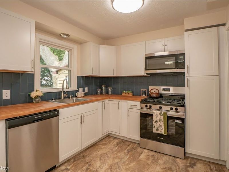 1231 Bordner Avenue SW, Canton, OH 44710 Photo 10
