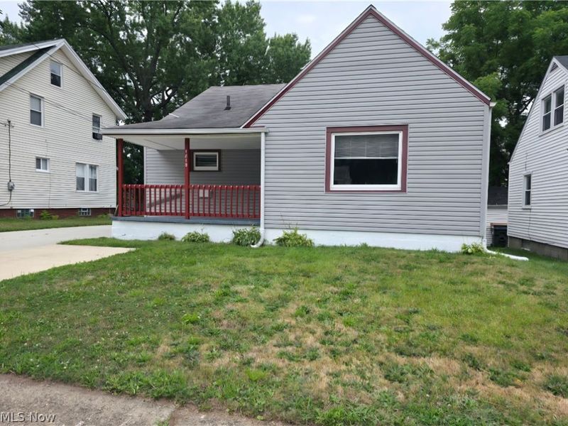 1810 Saint Elmo Avenue NE, Canton, OH 44705 Photo 1