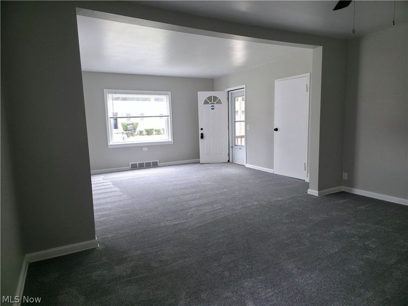 1810 Saint Elmo Avenue NE, Canton, OH 44705 Photo 15