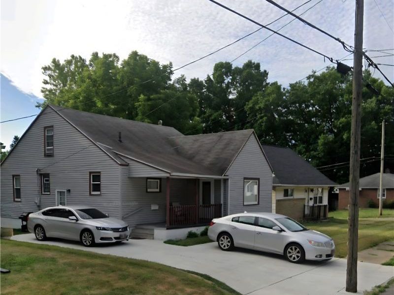 1810 Saint Elmo Avenue NE, Canton, OH 44705 Photo 2