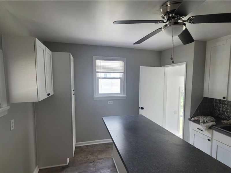1810 Saint Elmo Avenue NE, Canton, OH 44705 Photo 9