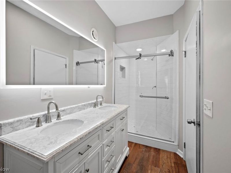 2109 Murray Hill Road, Unit 1, Cleveland, OH 44106 Photo 11