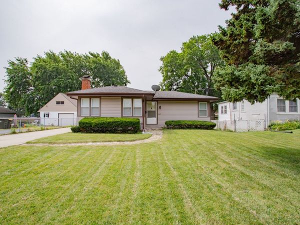 10113 McLean Avenue , Melrose Park, IL 60164