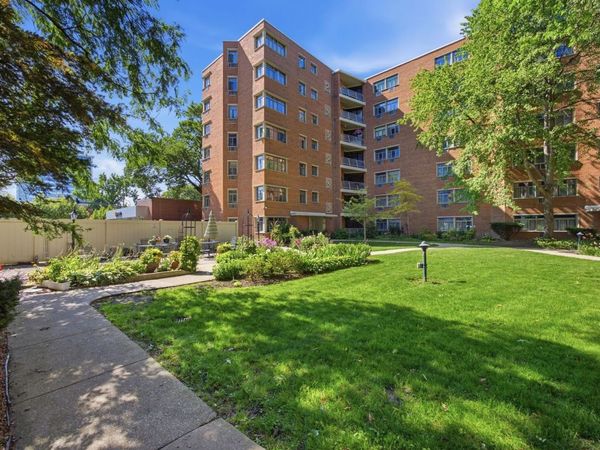 1864 SHERMAN Avenue , Unit 5SW, Evanston, IL 60201