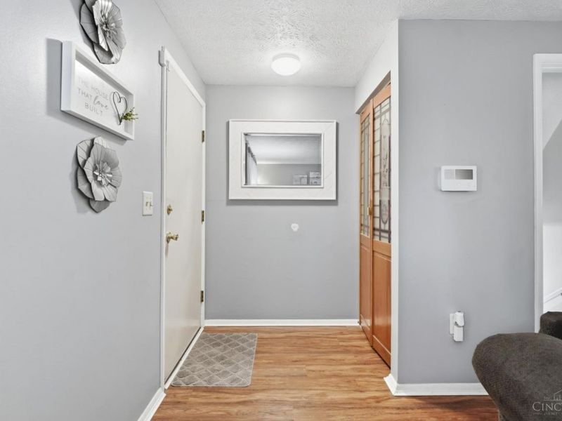 5651 Crestview Drive, Fairfield, OH 45014 Photo 6