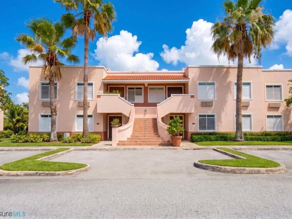 25 PALMAS DEL MAR, Unit B, Humacao, PR 00791