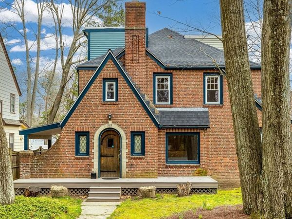 259 Trafton Rd, Springfield, MA 01108