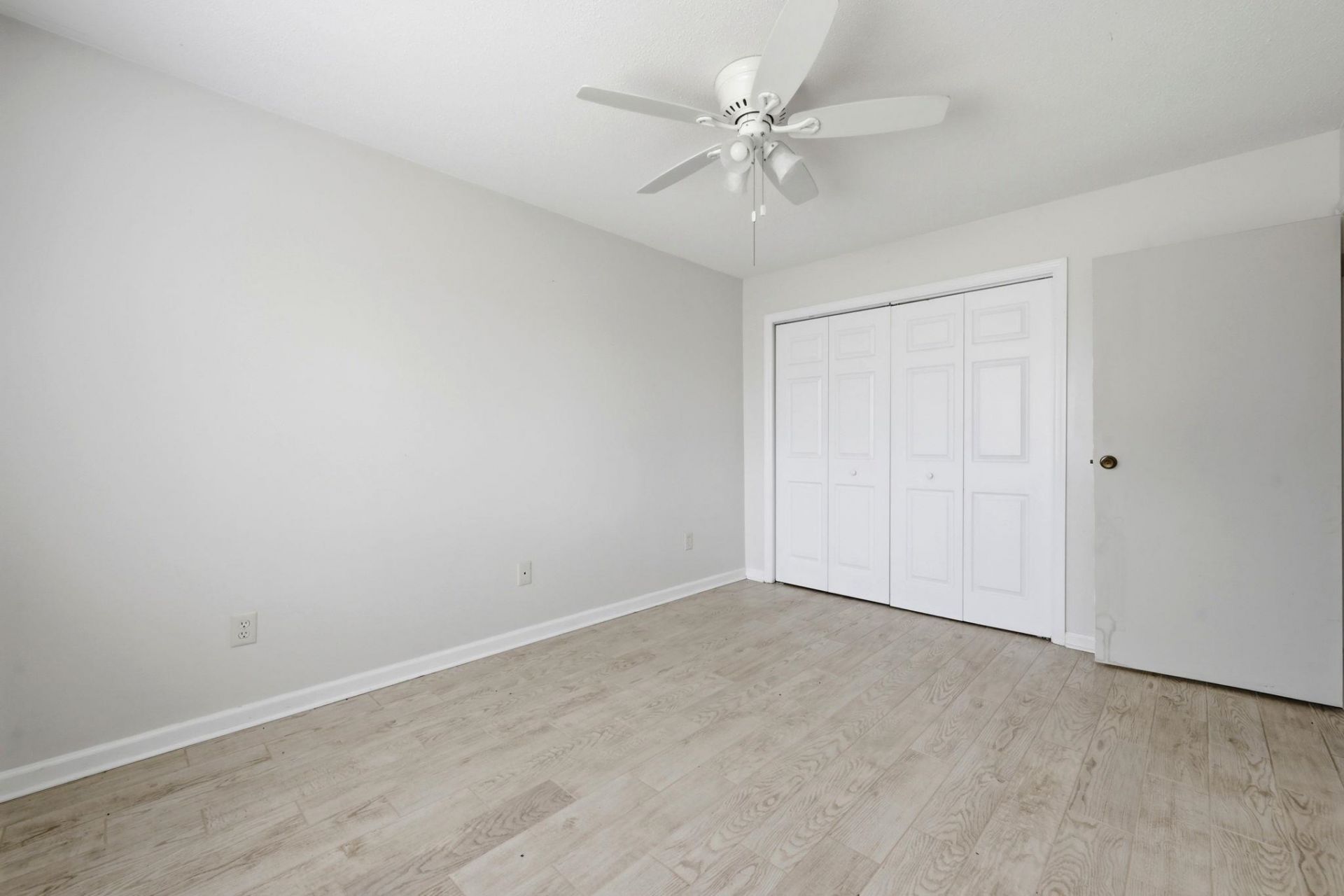 1850 Colony Dr.  Photo 10