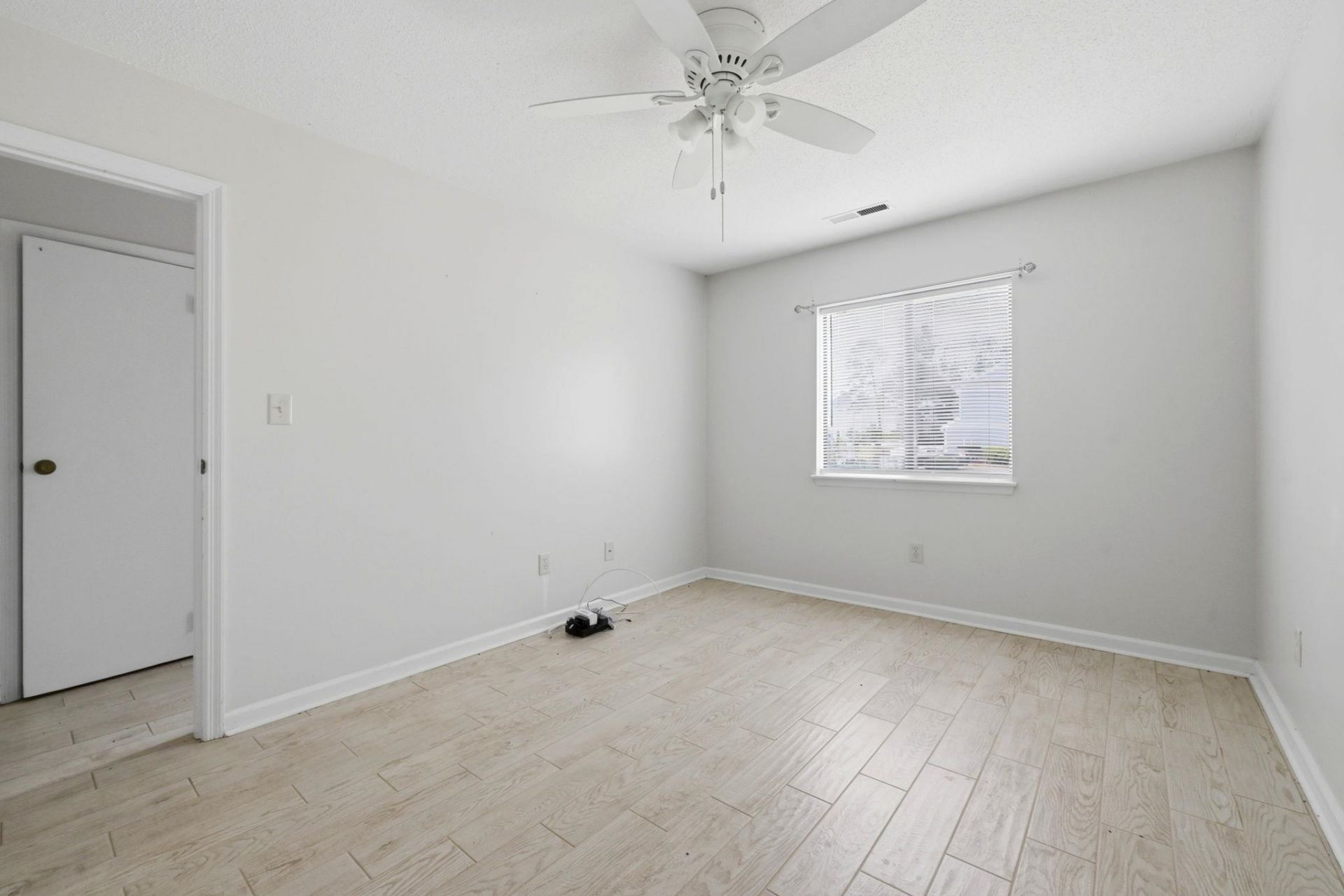 1850 Colony Dr.  Photo 8