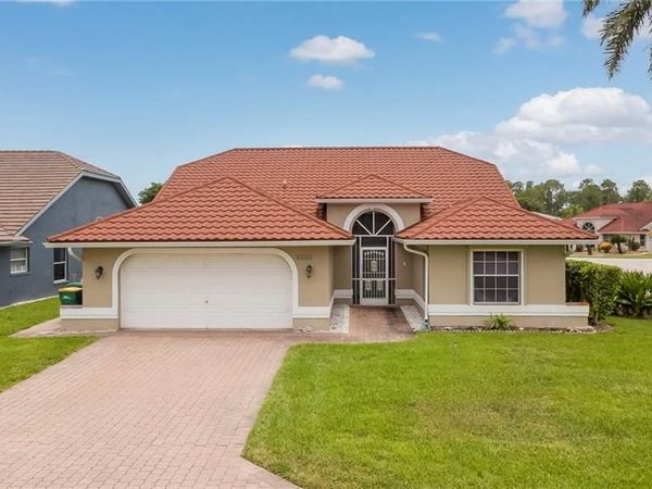 6630 Middlesex PL, NAPLES, FL 34104