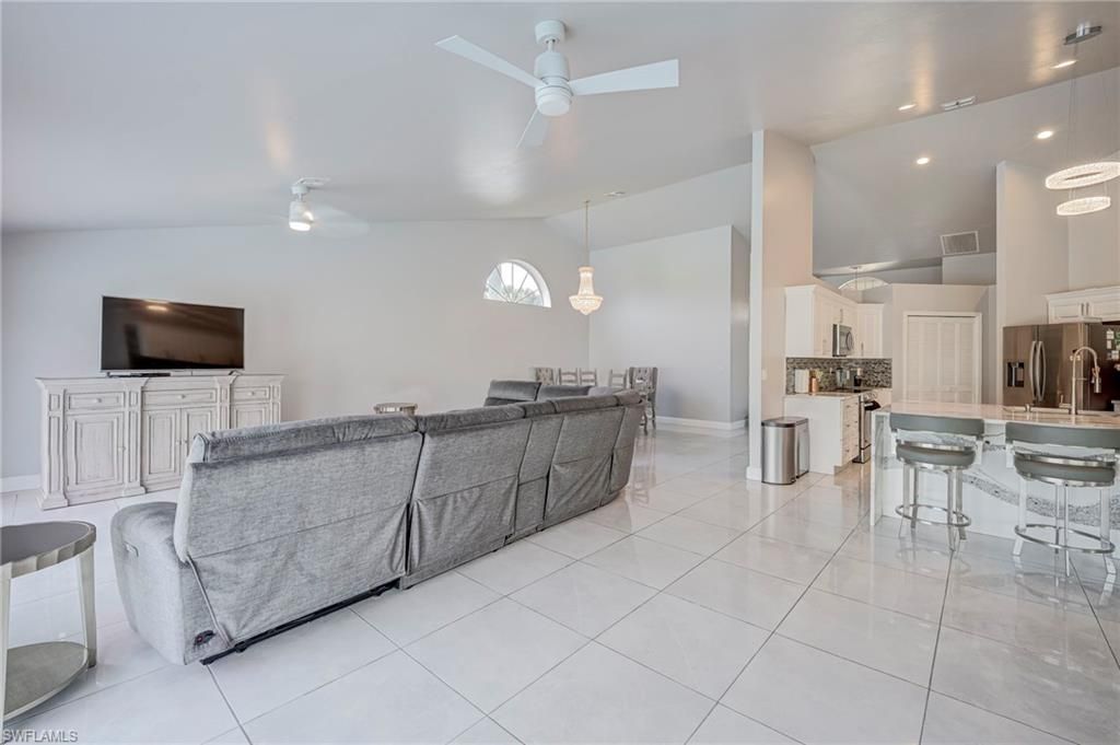 6630 Middlesex Pl, Naples, FL 34104 Photo