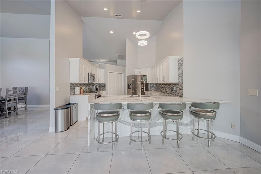 6630 Middlesex Pl, Naples, FL 34104 Photo