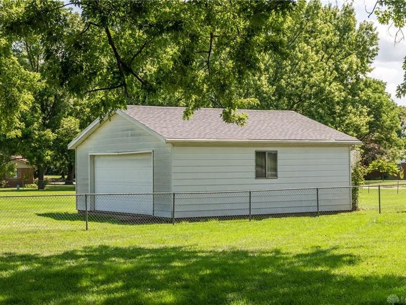 433 Kent Road, Tipp City, OH 45371 Photo 38