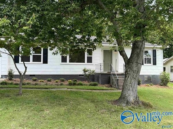 1929 Lookout Street, Gadsden, AL 35904