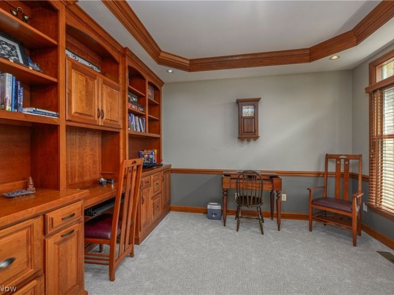 827 Mesa Verde Drive, Barberton, OH 44203 Photo 16