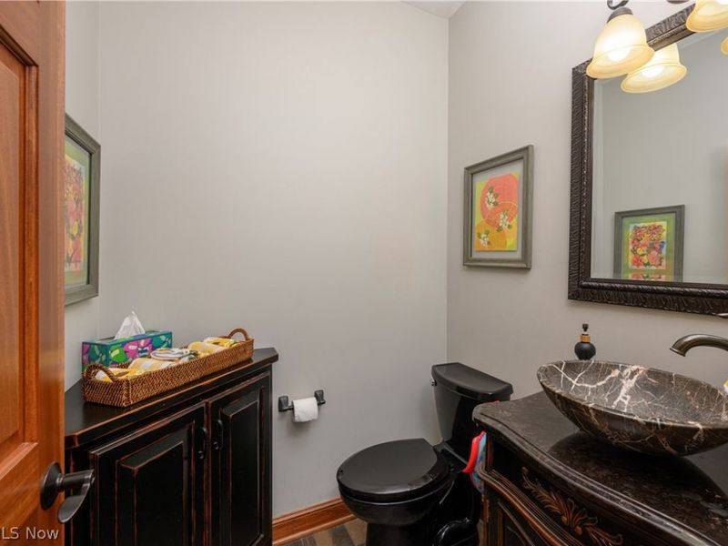 827 Mesa Verde Drive, Barberton, OH 44203 Photo 26