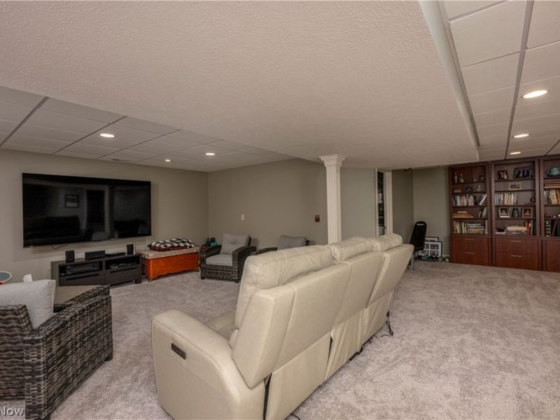 827 Mesa Verde Drive, Barberton, OH 44203 Photo 37