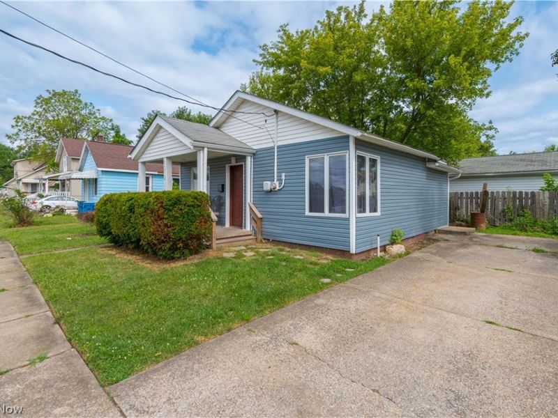 1312 W 14th Street, Lorain, OH 44052 Photo 2