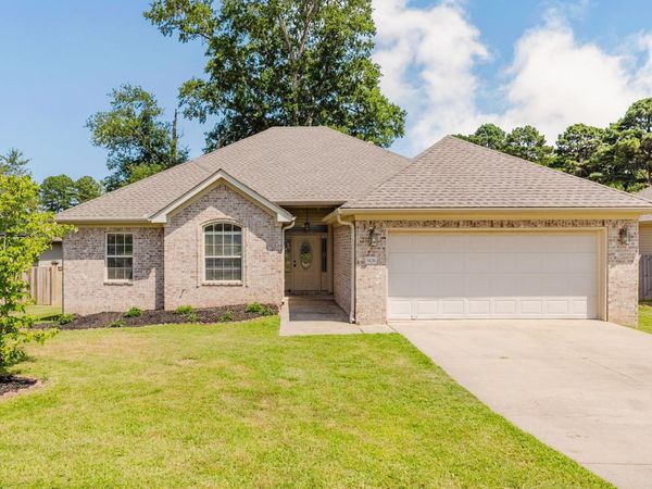 5126 Buckingham Place, Bryant, AR 72022