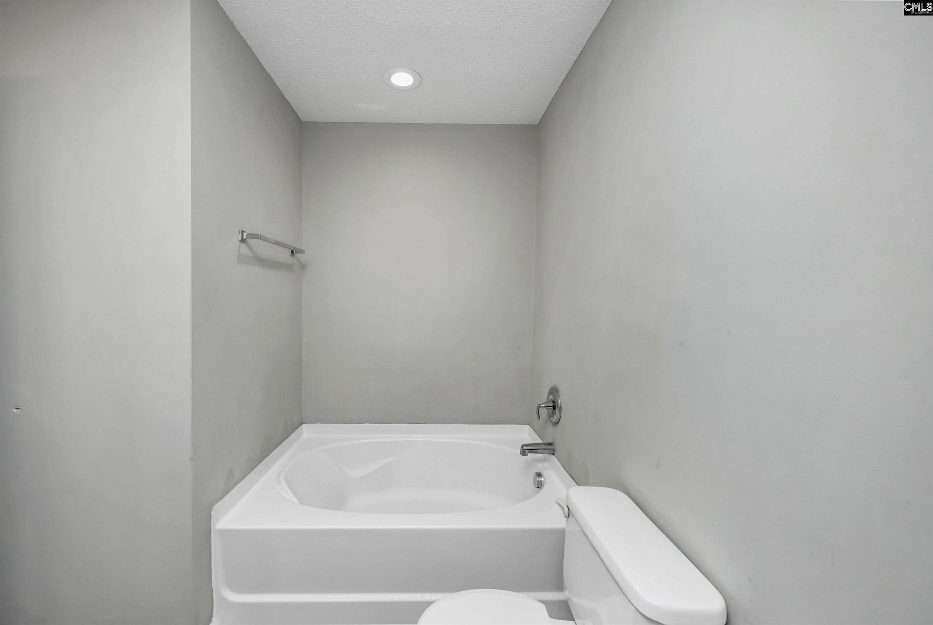 301 Bracken Drive  Photo 12