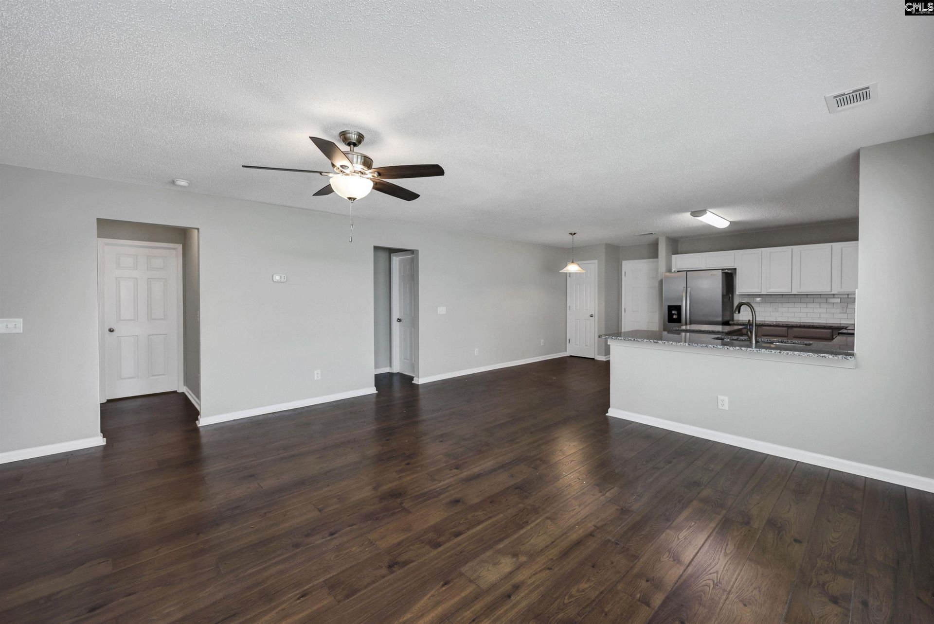301 Bracken Drive  Photo 4