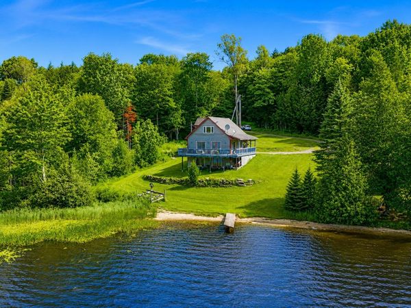 212 Boulder Drive, Derby, VT 05829