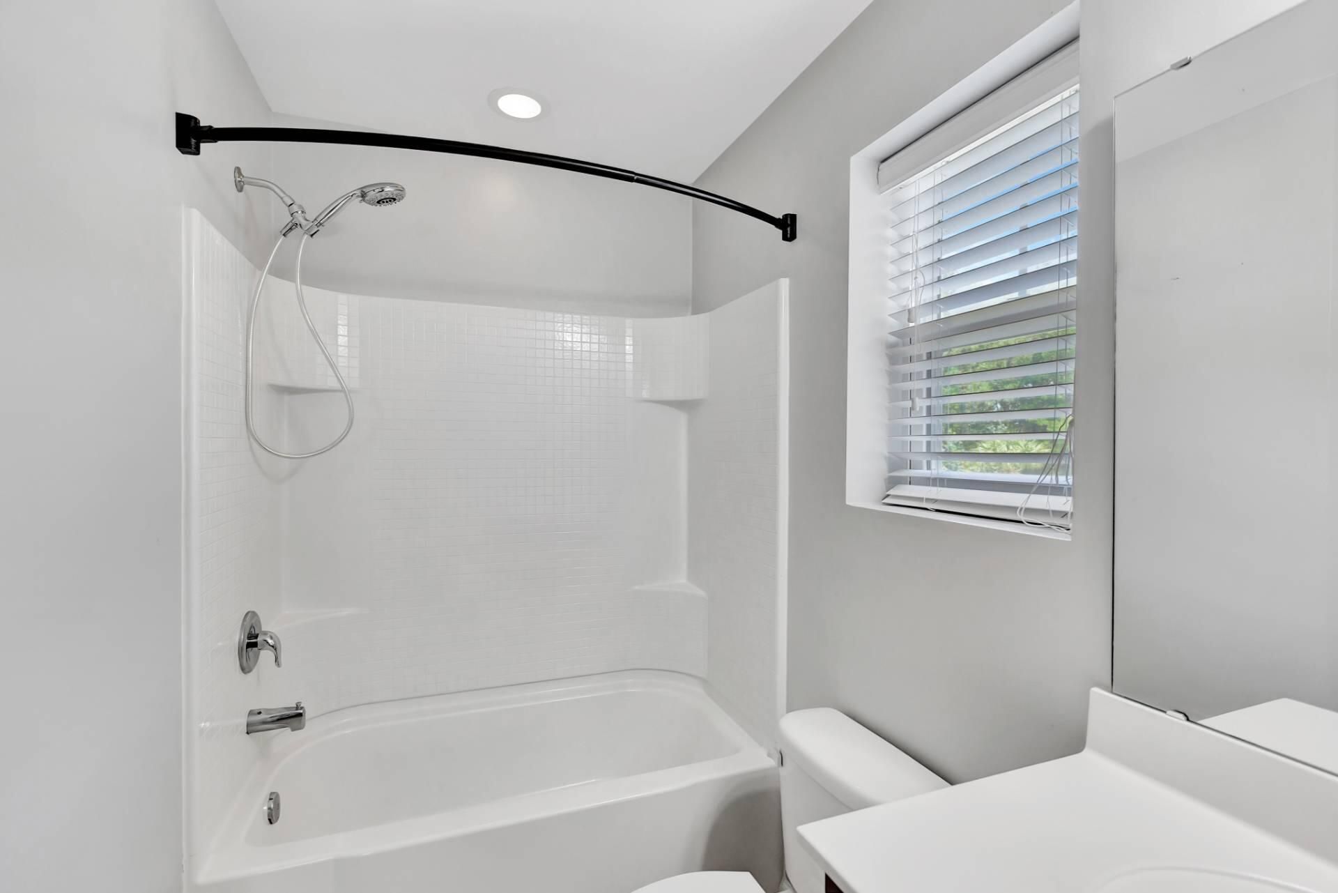 1514 Migration Point Photo 17