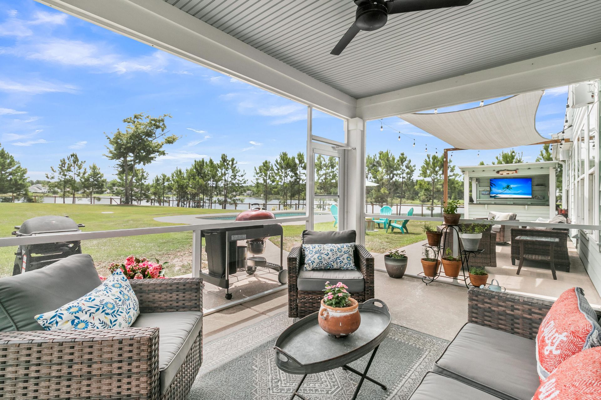 562 Pontoon Road Photo 35