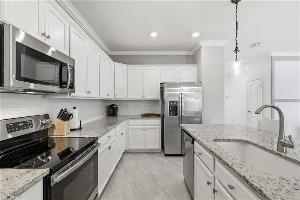 19524 Utopia Ln, Estero, FL 33928 Photo